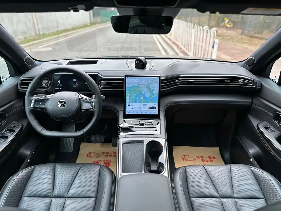 900x675_0_q87_c42_autohomecar__Chto52lKXQWAIkM6AAm5V94bG14181.jpg.webp Used NIO ES8 2020 580KM Signature Edition Six-Seater Edition