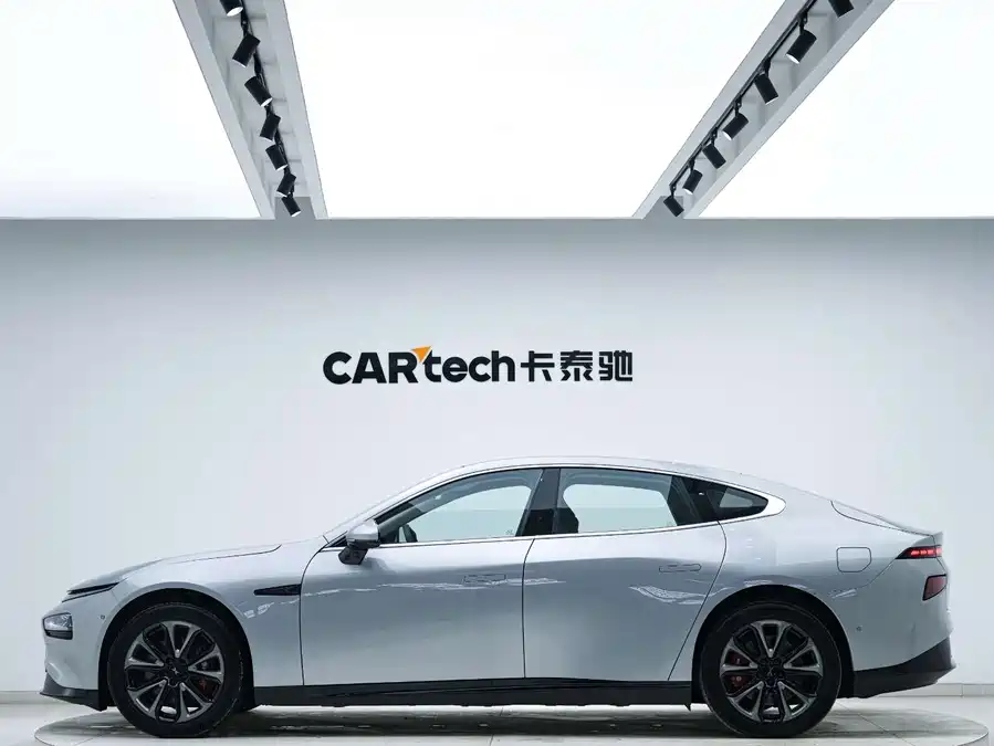 900x675_0_q87_c42_autohomecar__Chto52lLSQCATMKNAAF2E2JfcWM704.jpg.webp Used Xpeng P7 2022 480E