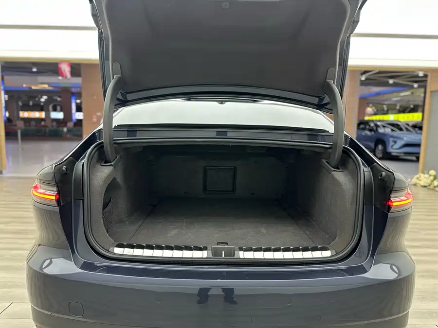 900x675_0_q87_c42_autohomecar__Chto52lLTD-AMMlxAAfl4M3VjZg157.jpg.webp Used NIO ET7 2022 model 100kWh first edition