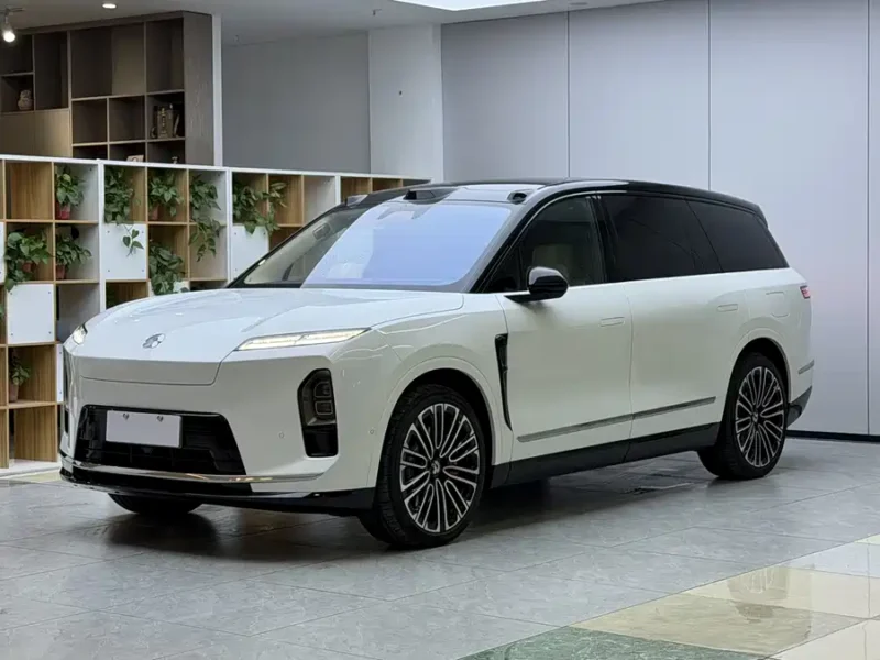 900x675_0_q87_c42_autohomecar__Chto52lLW2aAEhbjAAecPSK9Xlk960.jpg.webp Used NIO ES8 2026 Six-seater Executive Signature Edition