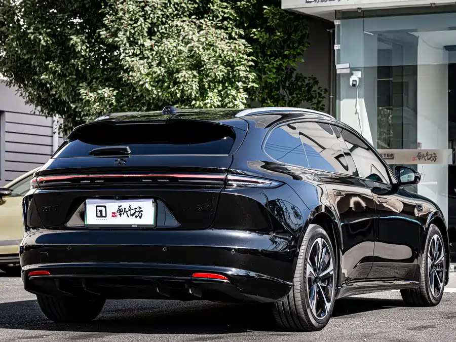 900x675_0_q87_c42_autohomecar__Chto52lLdpGAd0_xAAxSIUjUiVg056.jpg.webp Used NIO ET5T 2025 75kWh Touring