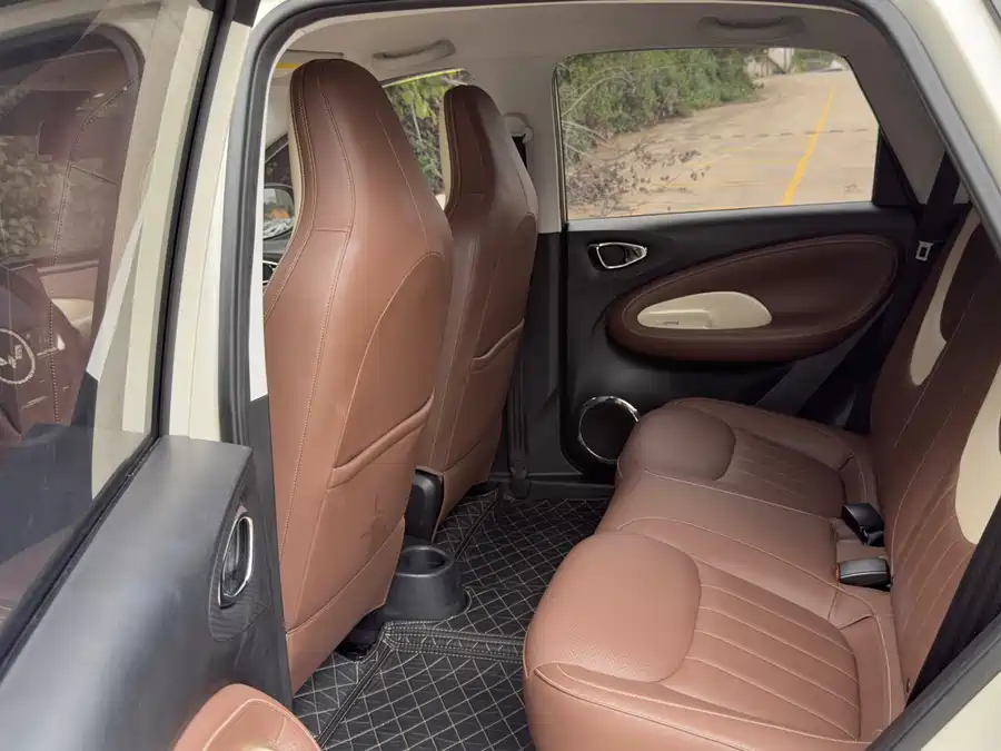 Used Wuling Bingo 2024 model 333km Lingxi Internet model