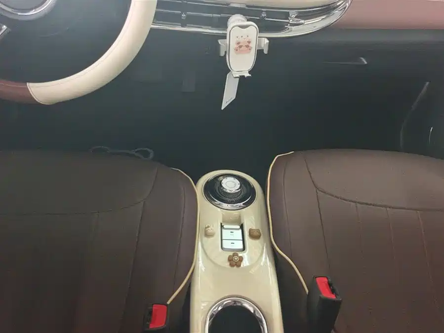 Used Wuling Bingo 2023 model 333km Yuexiang model