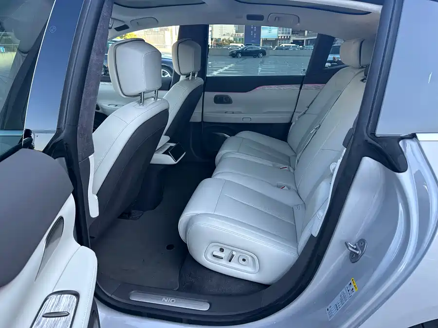 900x675_0_q87_c42_autohomecar__Chto52lN-EWAVC_GAAeC_18qp44476.jpg.webp Used NIO ET7 2024 75kWh Executive Edition