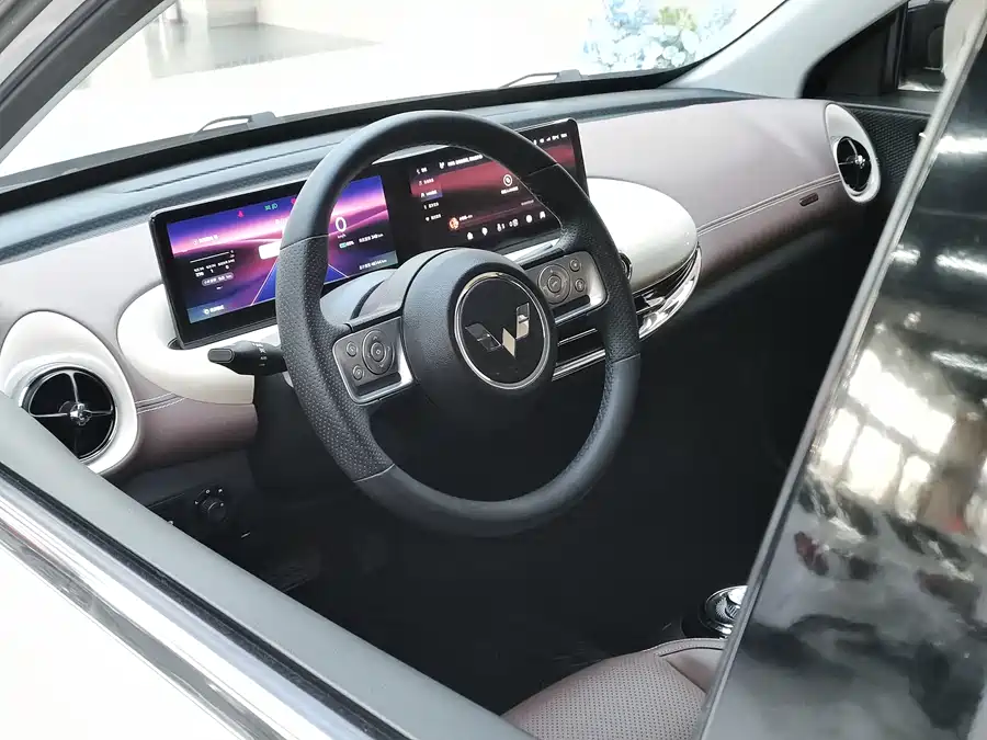 900x675_0_q87_c42_autohomecar__Chto52lN9wuAaN76AAeWdmmtwhw583.jpg.webp Used Wuling Bingo 2023 model 410km Lingxi exclusive model