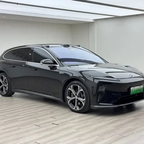 900x675_0_q87_c42_autohomecar__Chto52lN_MuAXdv8AAgNtMdp7UI915.jpg.webp Used NIO ET5T 2024 model 75kWh Touring