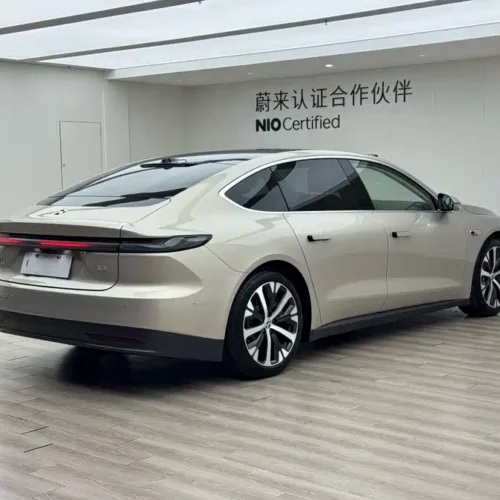 900x675_0_q87_c42_autohomecar__Chto52lN_SaACUVuAAgNRox7Bpc021.jpg.webp Used NIO ET7 2024 75kWh Executive Edition