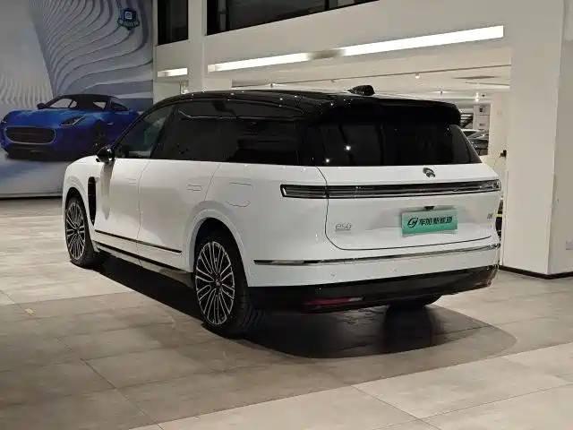 900x675_0_q87_c42_autohomecar__Chto52lOATyAYT2EAAClogAdjvs167.jpg.webp Used NIO ES8 2026 Six-seater Executive Signature Edition