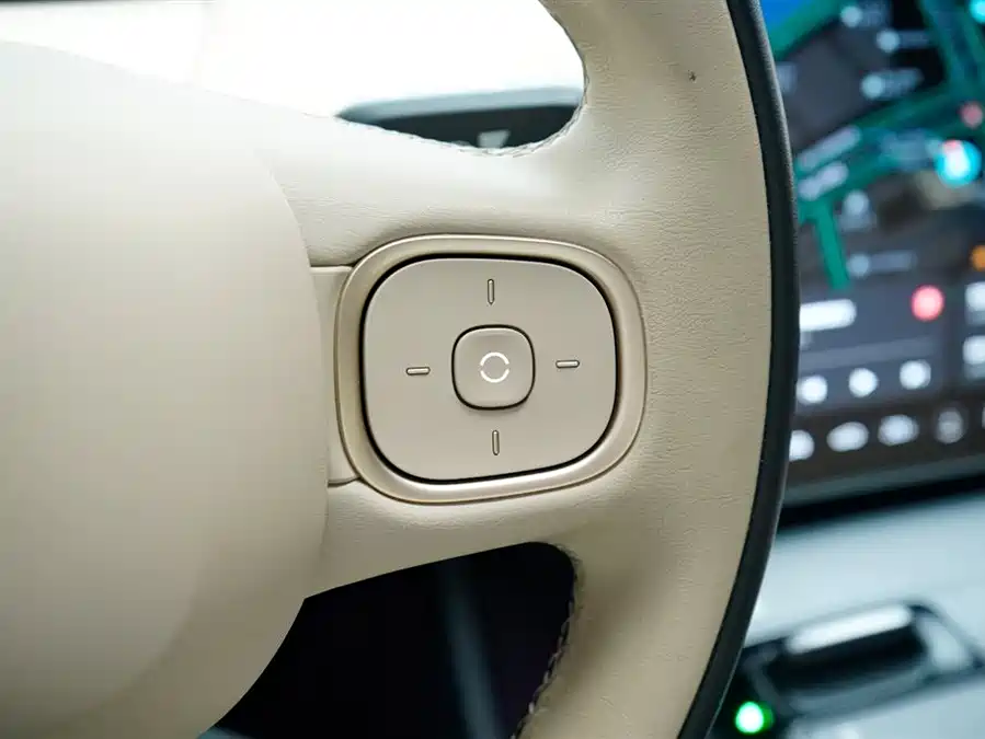 900x675_0_q87_c42_autohomecar__Chto52lOPmGAYeEKAAEWmyKJYeU782.jpg.webp Used NIO ET5T 2023 75kWh Touring