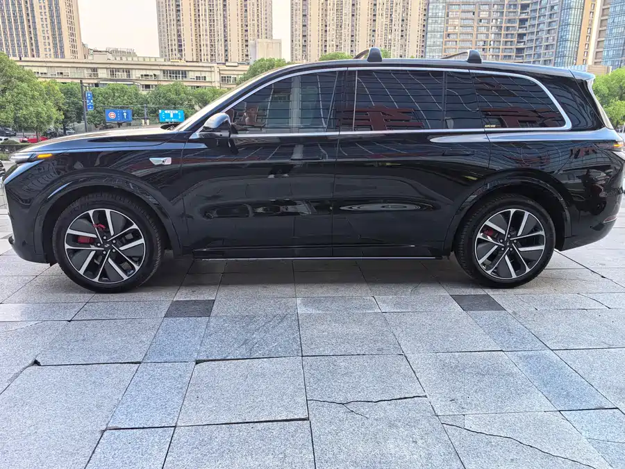 900x675_0_q87_c42_autohomecar__ChtpWGi47E6AQM9QABAG9hoGWsE404.jpg.webp Used Li Auto L9 2024 Pro