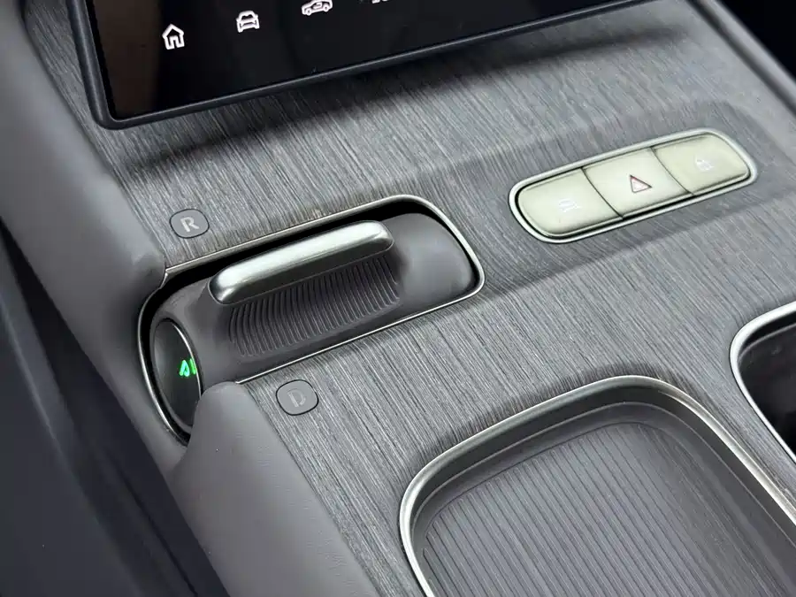 900x675_0_q87_c42_autohomecar__ChtpWGi5ViKALeOCAAYWZ0_dBWg098.jpg.webp Used NIO ET7 2024 100kWh Executive Edition