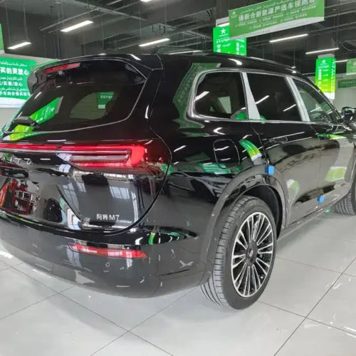 900x675_0_q87_c42_autohomecar__ChtpWGilgliAd1P0AAcwHc-EI9o099.jpg.webp Used HUAWEI AITO M7 2024 1.5T Intelligent Driving Four-wheel Drive Ultra Version 5 Seats