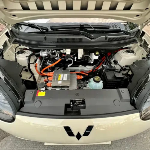 900x675_0_q87_c42_autohomecar__ChtpWGiouFGAAc-LAAqyqwAnths320.jpg.webp Used Wuling Bingo 2025 model 333km Yuexiang model