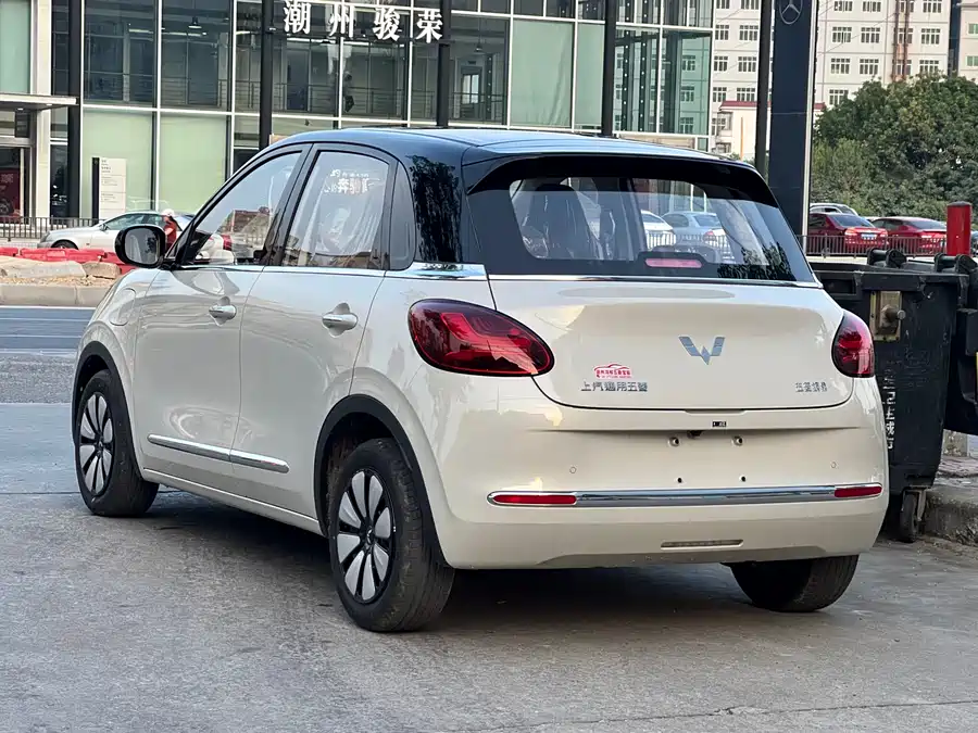 900x675_0_q87_c42_autohomecar__ChtpWGiqdBGAMM_uAAwcdvPMAXE122.jpg.webp Used Wuling Bingo 2025 model 333km Yuexiang model