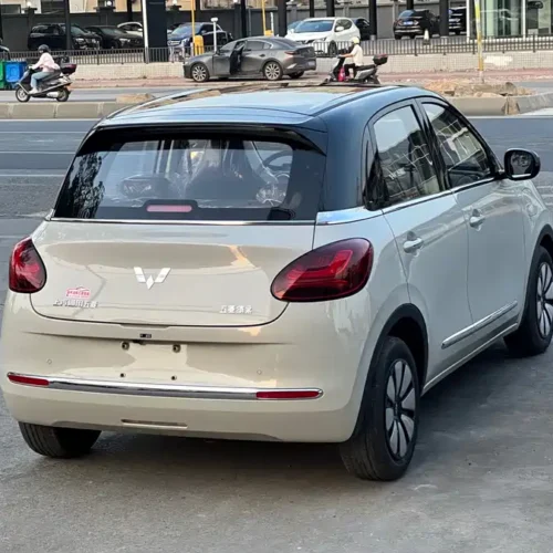 900x675_0_q87_c42_autohomecar__ChtpWGiqdBaAdPuGAArCQmulJTc585.jpg.webp Used Wuling Bingo 2025 model 333km Yuexiang model