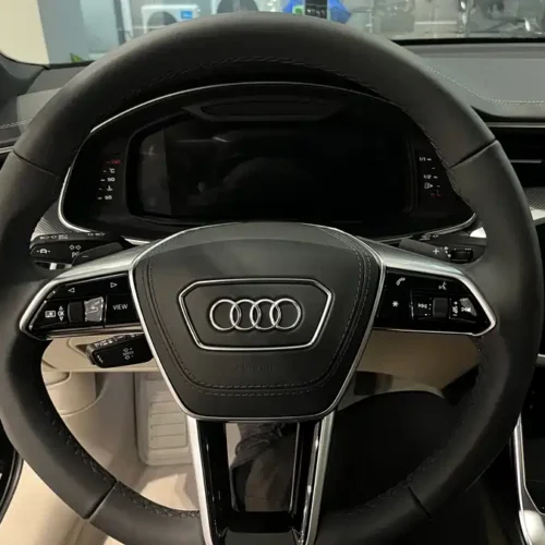 900x675_0_q87_c42_autohomecar__ChtpWGitDdKANP7ZAAgKdv8d0wA446.jpg.webp Used Audi A6L 2025 45 TFSI Premium Dynamic Model