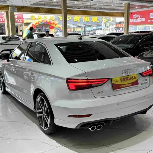 900x675_0_q87_c42_autohomecar__ChtpWGjd7tCAX356AALCwrxdwhQ256.jpg.webp Used Audi A3 2020 Limousine 35 TFSI Sports National V