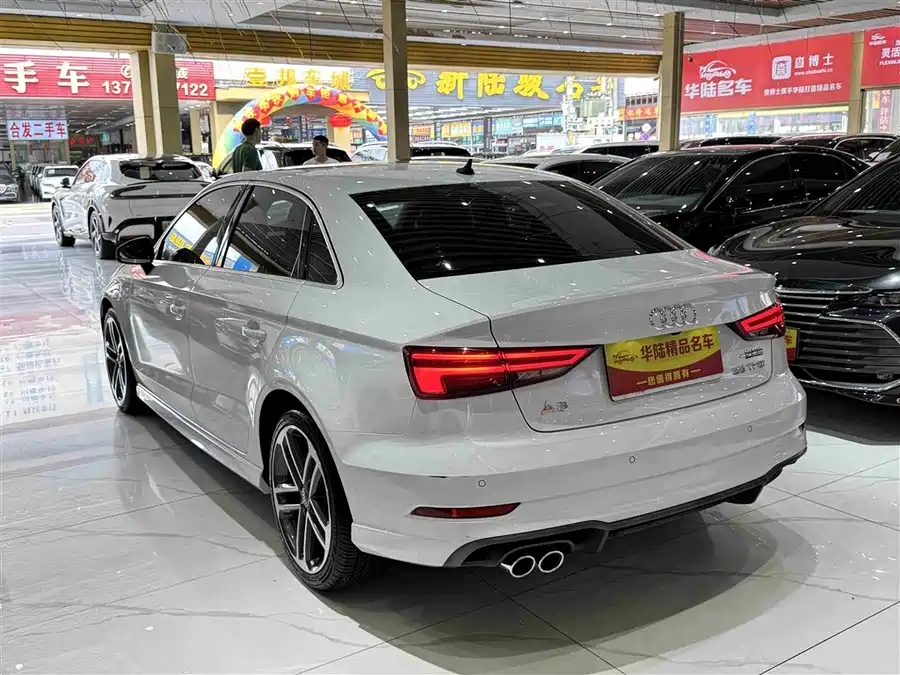 900x675_0_q87_c42_autohomecar__ChtpWGjd7tCAX356AALCwrxdwhQ256.jpg.webp Used Audi A3 2020 Limousine 35 TFSI Sports National V