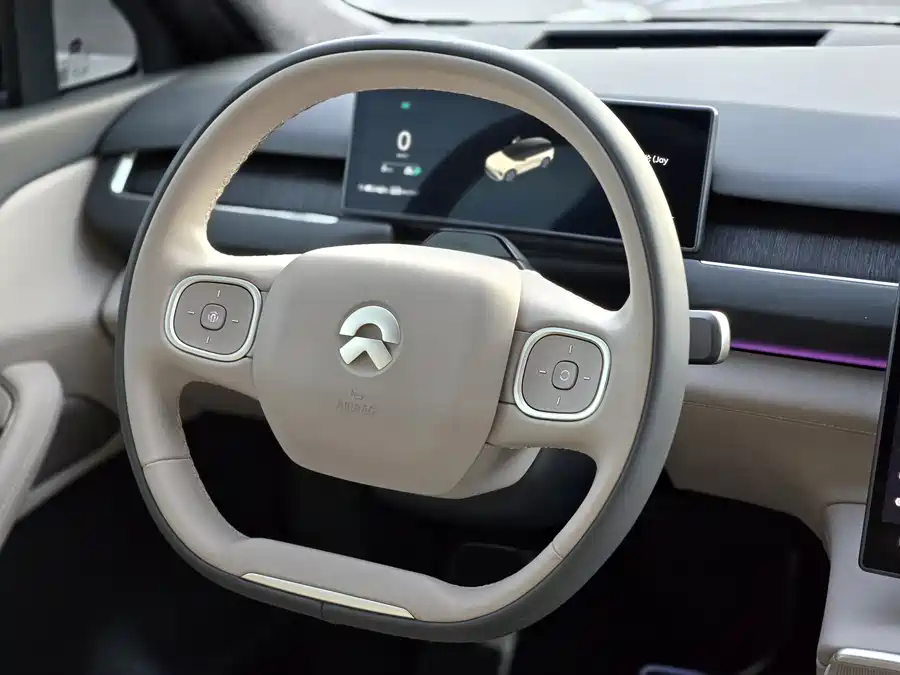 900x675_0_q87_c42_autohomecar__ChtpWGjmRtyAFrqrAANdf-y-H_w805.jpg.webp Used NIO ES8 2024 model 75kWh