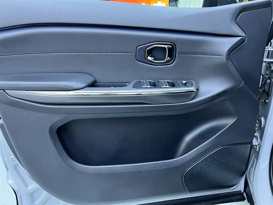 900x675_0_q87_c42_autohomecar__ChtpWGjvdMiAQIGOAAIstec5Gac842.jpg.webp Used NIO ES6 2020 455KM Sports Edition