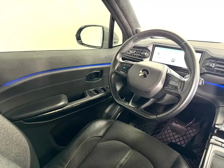 900x675_0_q87_c42_autohomecar__ChtpWGk-N1mAZ2JwAAiqbbleskw133.jpg.webp Used NIO EC6 2020 440KM Performance Edition