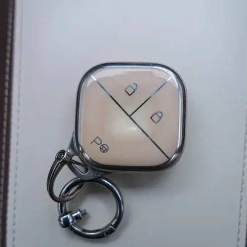 900x675_0_q87_c42_autohomecar__ChtpWGk-ZZeAVUbDAAQjQWyrLUs006.jpg.webp Used Wuling Bingo 2023 model 333km Yuexiang+ model