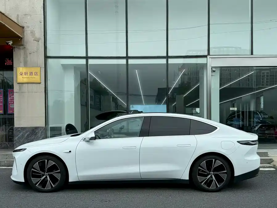 Used NIO ET7 2022 model 75kWh