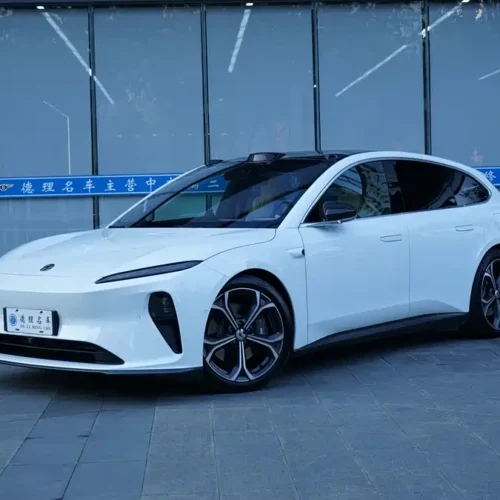 900x675_0_q87_c42_autohomecar__ChtpWGk04eSAZd1rAAgVwPKcdP8470.jpg.webp Used NIO ET5T 2024 model 75kWh Touring