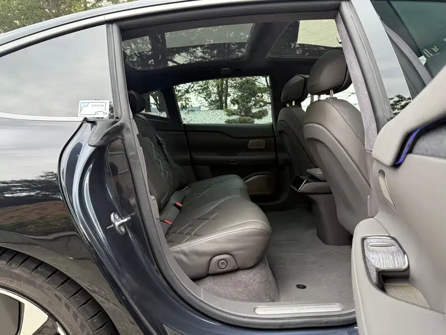 900x675_0_q87_c42_autohomecar__ChtpWGk1HgqABriiAAeQJzGFFy0692.jpg.webp Used NIO ET7 2022 model 100kWh first edition