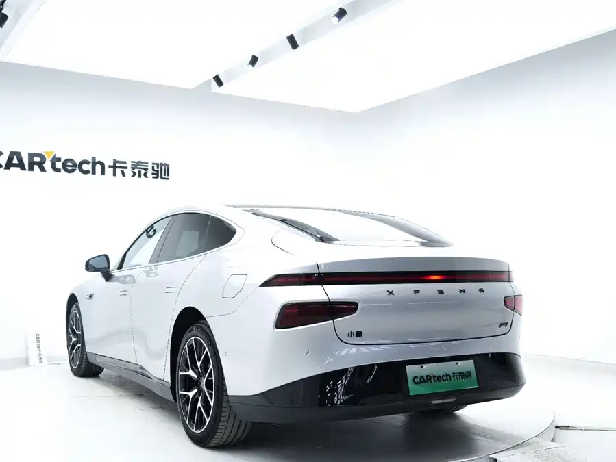 900x675_0_q87_c42_autohomecar__ChtpWGk1S8mAcyeGAAFSbyVO9AA663.jpg.webp Used Xpeng P7 2023 model P7i 702 Pro