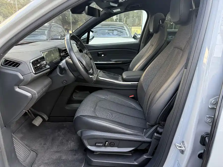 900x675_0_q87_c42_autohomecar__ChtpWGk24M2AODUQAAbpt2RcF48100.jpg.webp Used NIO EC6 2020 430KM Sports Edition