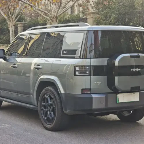 900x675_0_q87_c42_autohomecar__ChtpWGk2u2aARMAdAAd4giKJnPY500.jpg.webp Used BYD Leopard Titanium 7 2025 190KM four-wheel drive Ultra version