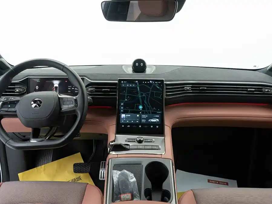 900x675_0_q87_c42_autohomecar__ChtpWGk36PGAIHHYAAF0NI1-Ieg828.jpg.webp Used NIO EC6 2020 430KM Sports Edition