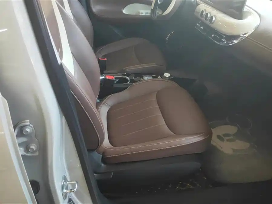 Used Wuling Bingo 2024 model 333km Yuexiang model