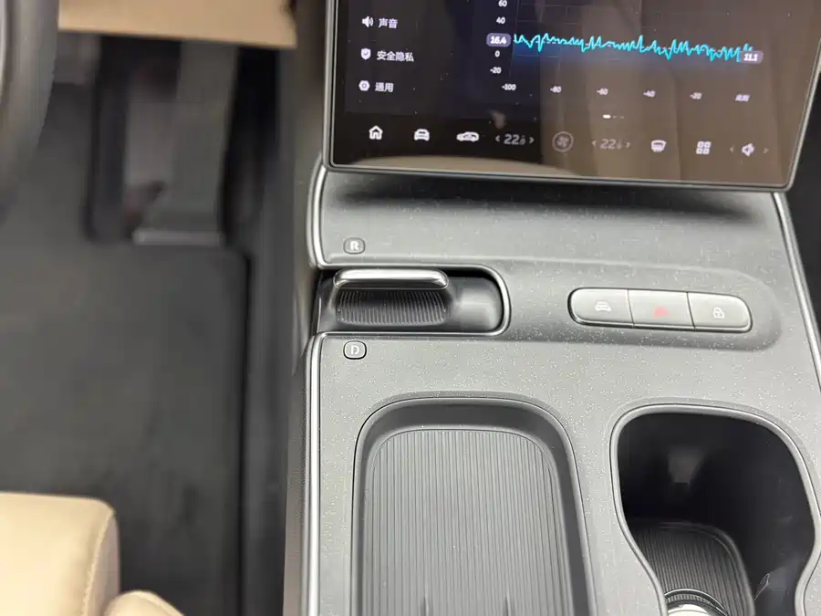 900x675_0_q87_c42_autohomecar__ChtpWGk76K-AfiMqAAWmSCnx2tE911.jpg.webp Used NIO ET5T 2024 model 75kWh Touring