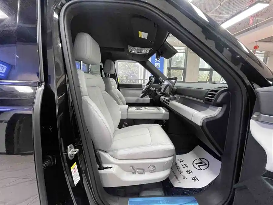 Used BYD Leopard Titanium 7 2025 190KM four-wheel drive Ultra version