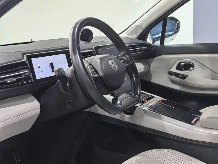 900x675_0_q87_c42_autohomecar__ChtpWGk7peeAVBLeAAKC1GqXRgc550.jpg.webp Used NIO ES8 2018 model 355KM baseline version seven-seater version