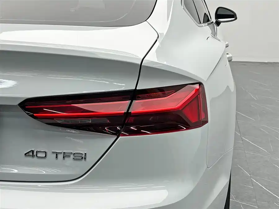 900x675_0_q87_c42_autohomecar__ChtpWGk80RSARcruAAFQ6TwV3aY128.jpg.webp Used Audi A5 (Imported) 2021 Sportback 40 TFSI Fashionable and Elegant