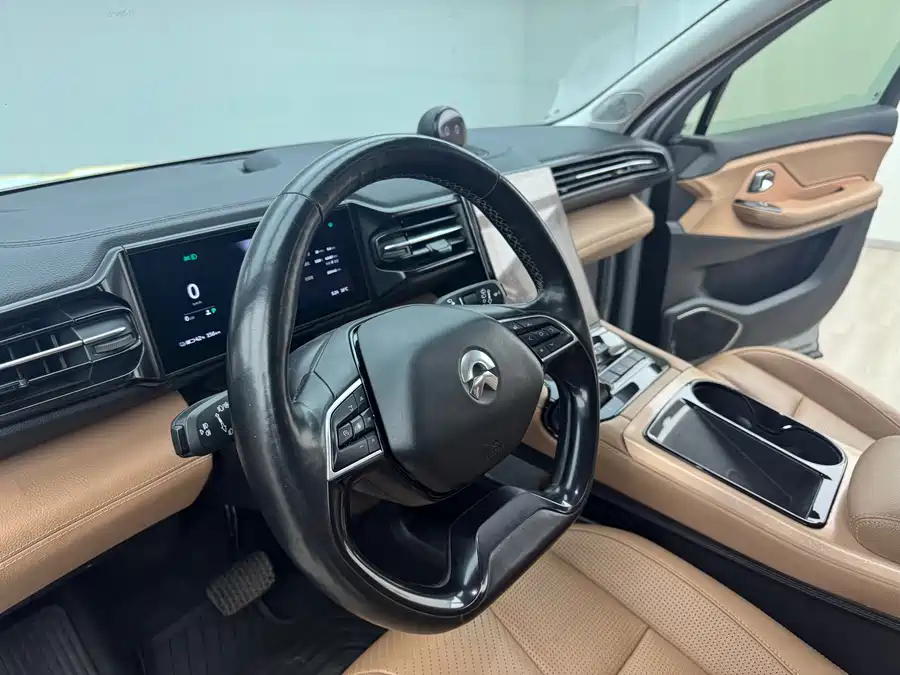 900x675_0_q87_c42_autohomecar__ChtpWGk9PFOAA0IpAAfdx8iRBY8265.jpg.webp Used NIO ES8 2018 model 355KM baseline version seven-seater version