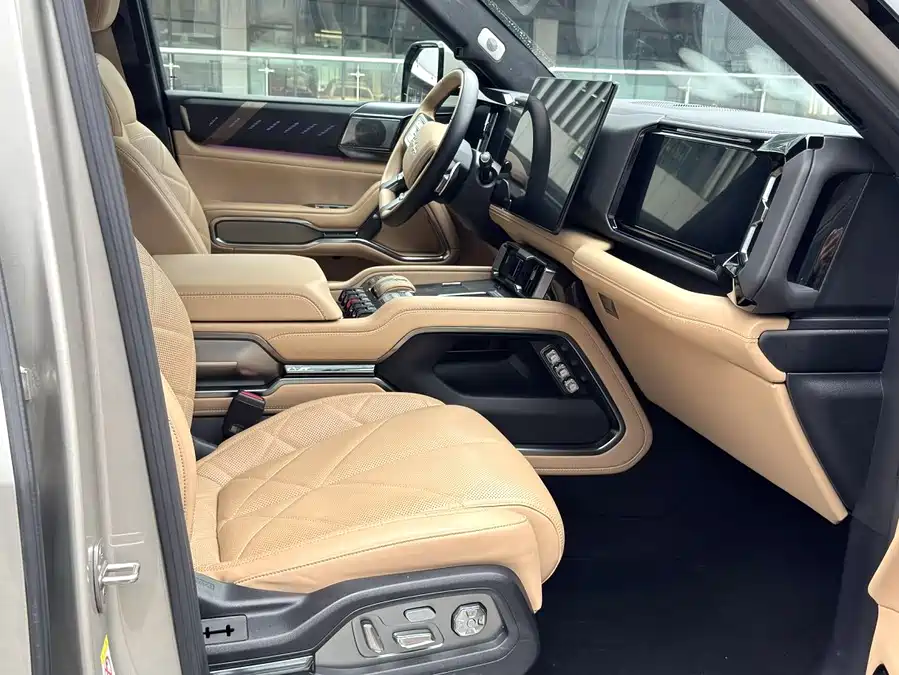 Used BYD Leopard 8 2025 Zhiyong flagship version 7 seats