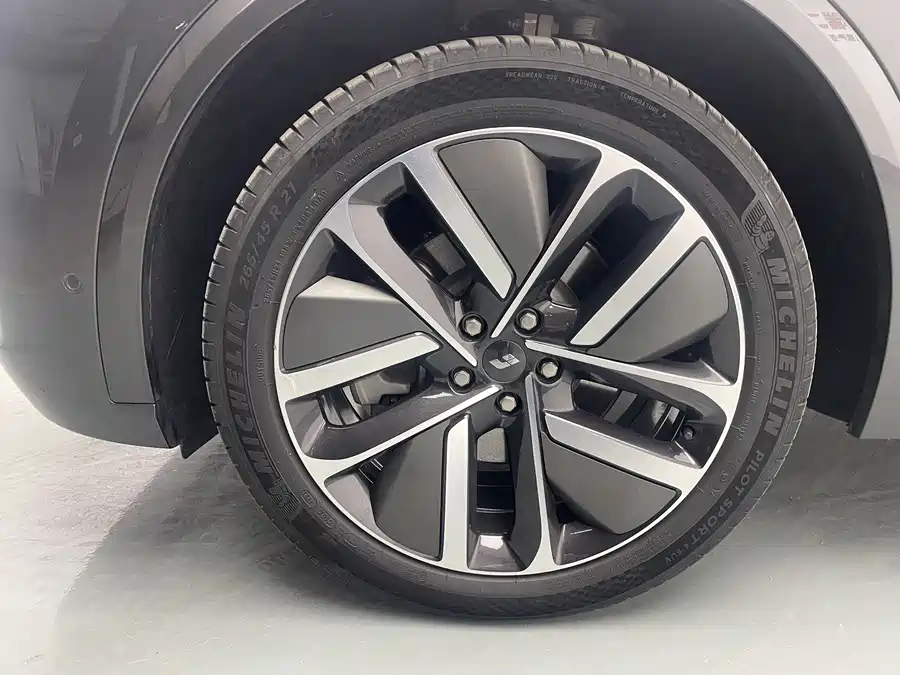 Used Li Auto L9 2022 Max