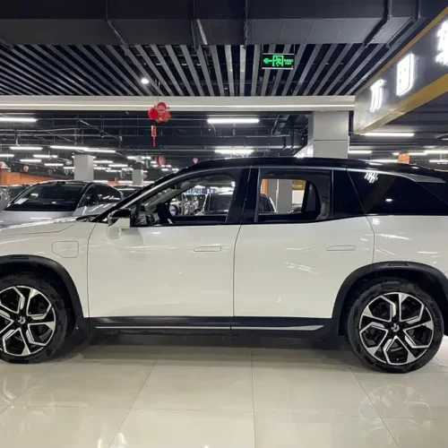 900x675_0_q87_c42_autohomecar__ChtpWGkEUuyAcHHVAAn9zuaRtAw517.jpg.webp Used NIO ES8 2018 Founder Edition