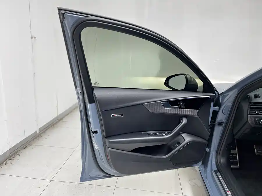 Used Audi A4L 2022 40 TFSI quattro RS kit combustion speed type