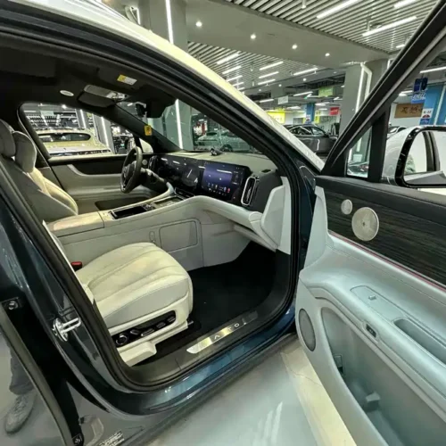 900x675_0_q87_c42_autohomecar__ChtpWGkG6f2APMKEAAobJKYEBQ0881.jpg.webp Used AITO M9 2024 extended range Ultra version 42kWh 6-seater version