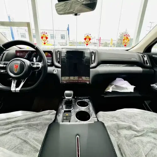 900x675_0_q87_c42_autohomecar__ChtpWGkMDXSAd1otAAhIz7t7ybI664.jpg.webp Used Hongqi HS3 PHEV 2025 117km Jinwei Edition