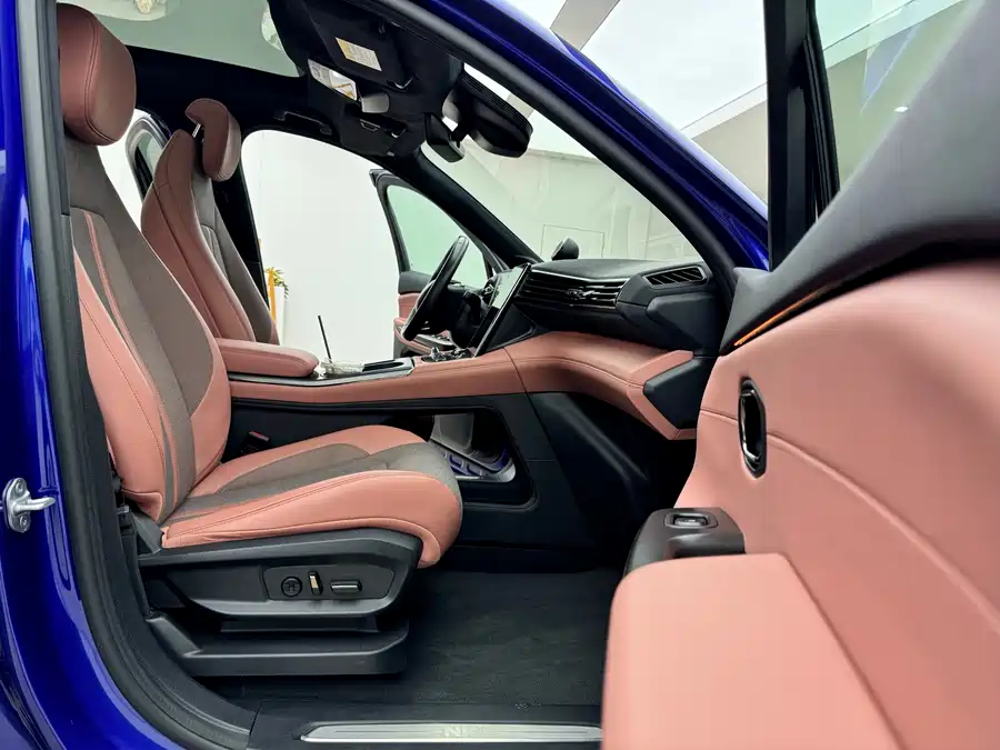 900x675_0_q87_c42_autohomecar__ChtpWGkMH3iAQkfPAAecoiWwIJ0590.jpg.webp Used NIO EC6 2020 475KM Performance Edition