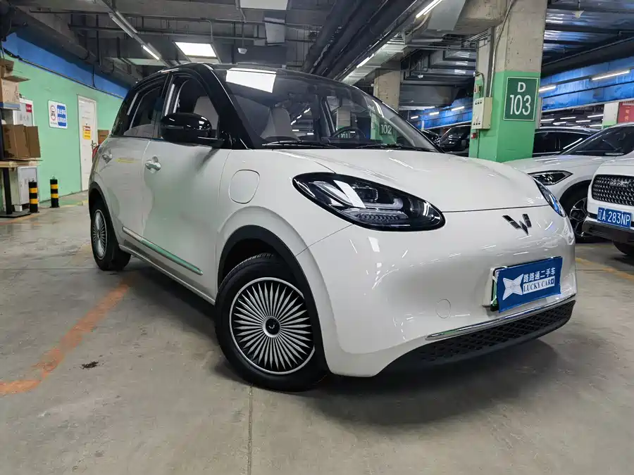 900x675_0_q87_c42_autohomecar__ChtpWGkMKDqAcRHgAAYA9XzMaRs487.jpg.webp Used Wuling Bingo 2024 model 333km Yuexiang model