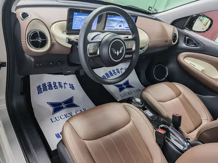 900x675_0_q87_c42_autohomecar__ChtpWGkMKDyAbcCjAAY4G7OQ7rk531.jpg.webp Used Wuling Bingo 2024 model 333km Yuexiang model