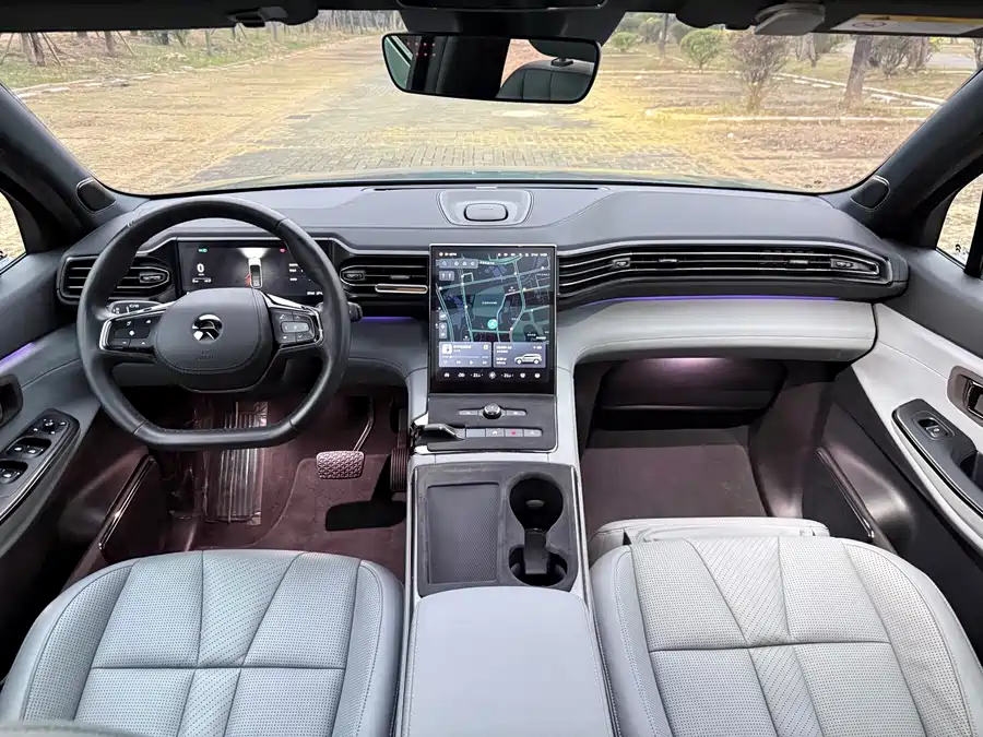 900x675_0_q87_c42_autohomecar__ChtpWGkOMASACAoQAAs1MMLQALs911.jpg.webp Used NIO ES8 2020 580KM seven-seater version