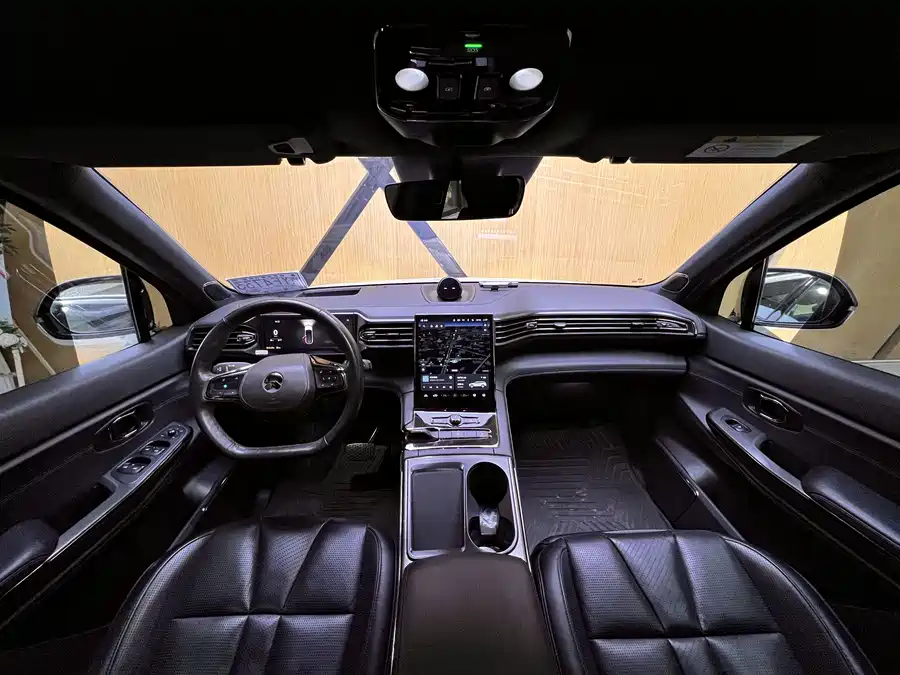 900x675_0_q87_c42_autohomecar__ChtpWGkOt8aAALI9AAeAUi3kzdY543.jpg.webp Used NIO ES8 2020 580KM Signature Edition Six-Seater Edition